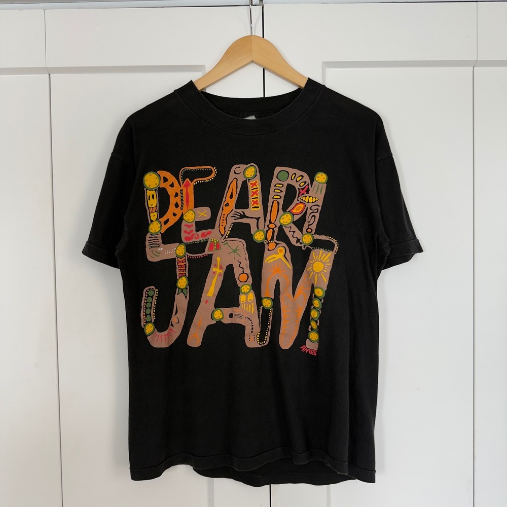 Mens Pearl Jam Band Shirt Large Black Vintage 90s Love Is The Law Single Stitch